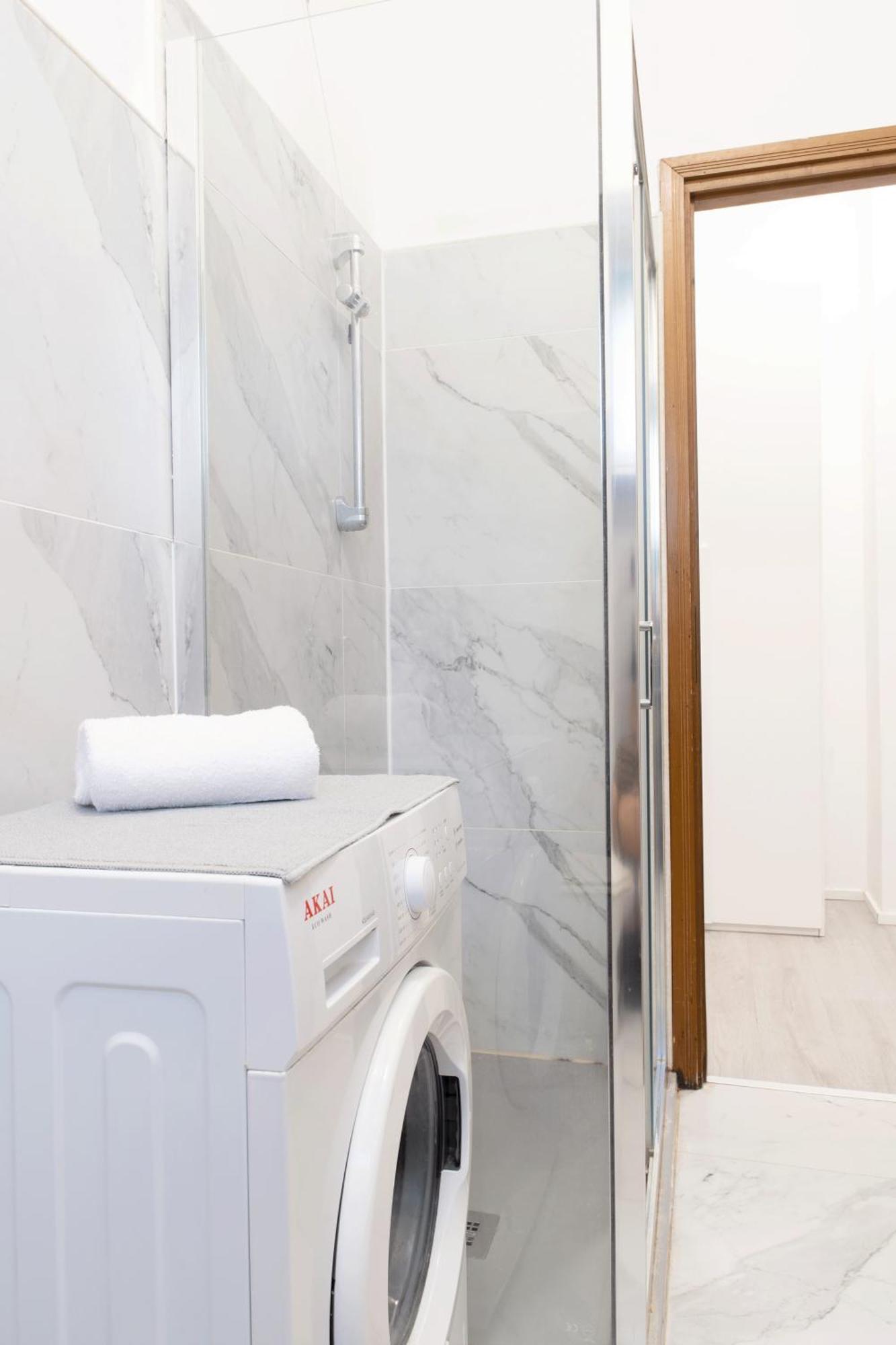 Toma Apartment Trilocale Moderno Per Max 6 Persone Mediolan Zewnętrze zdjęcie
